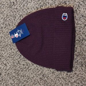 NWT Champion Tobogan